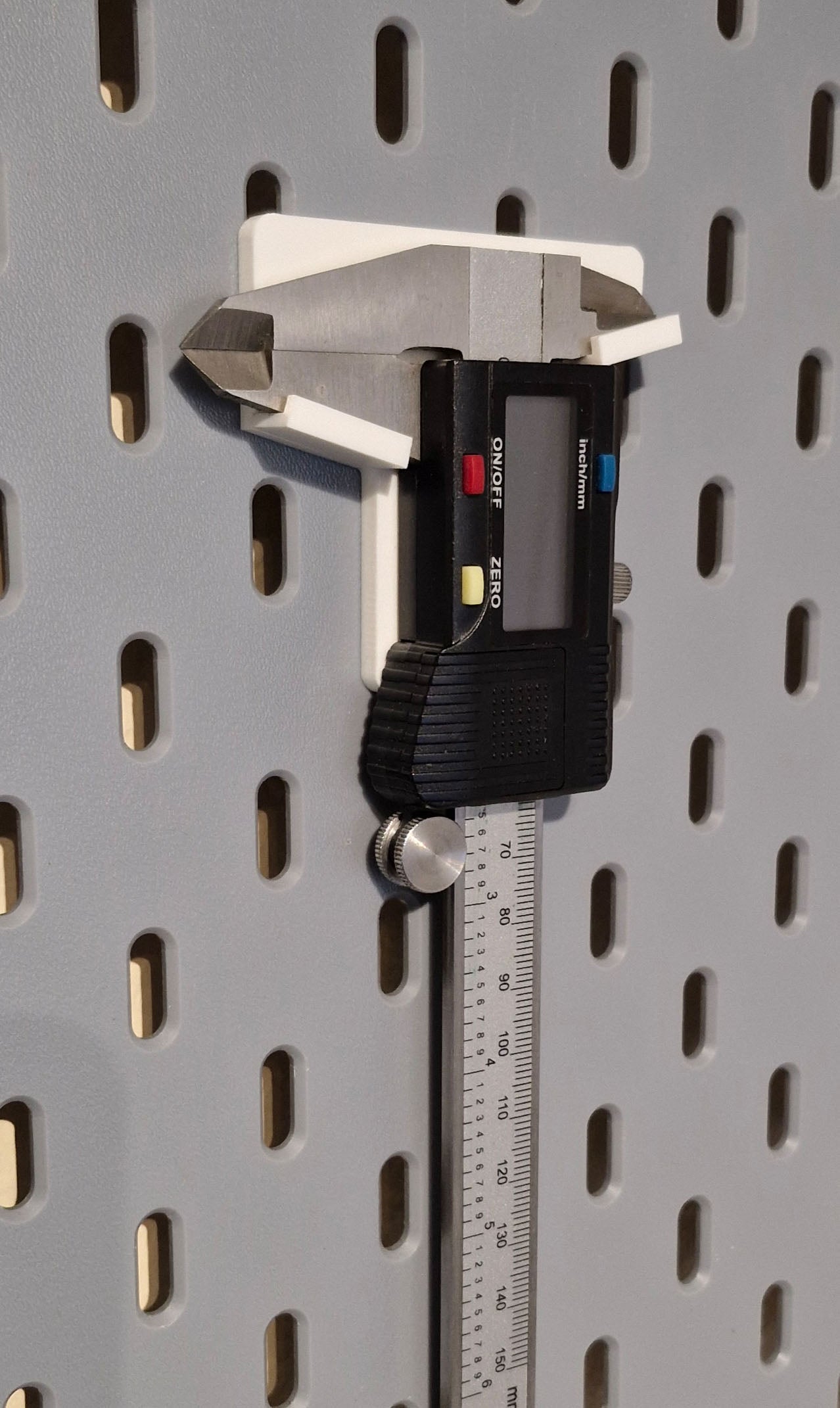 Messschieber-Halter für SKÅDIS | Schieblehre | PS